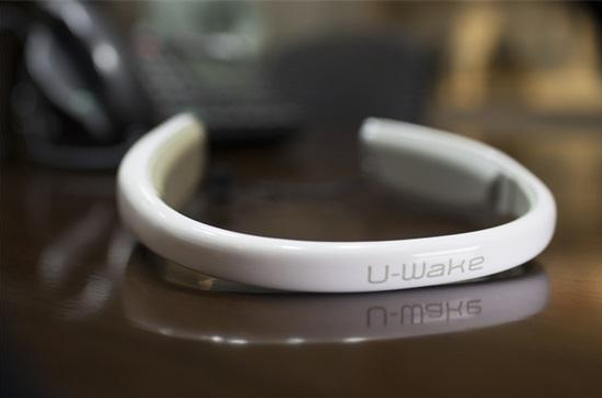 U-Wake可穿戴头箍知道你是否疲劳驾驶-广州磐众智能科技有限公司