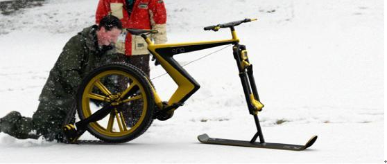 雪地专用自行车：用滑雪板当轮子你见过吗--广州磐众智能科技有限公司